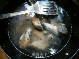 韭菜焖良鱼的做法步骤：5