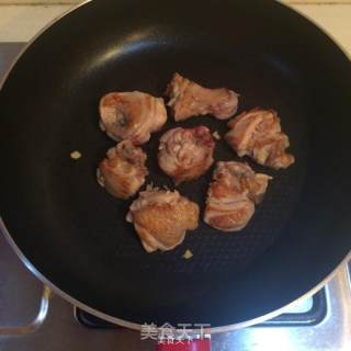 简单又好吃的照烧鸡腿的做法步骤：4