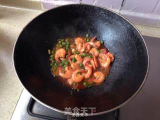 酸甜油焖虾的做法步骤：6