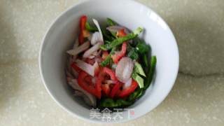 奥尔良鸡肉披萨的做法步骤：4