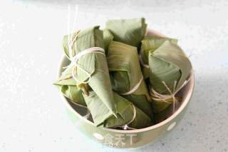 圆锥碱水白米粽的做法步骤：10