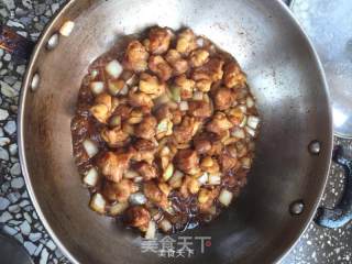 鸡脆骨炒圆葱的做法步骤：8