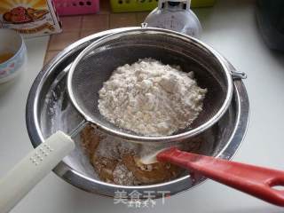 香脆核桃(花生)饼干的做法步骤：2
