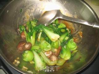 香菇油菜的做法步骤：9
