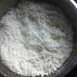 蛋黄肉粽的做法步骤：5