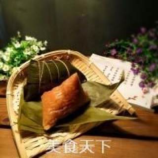 蛋黄肉粽的做法步骤：19