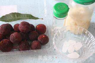 杨梅糖水&米酒杨梅的做法步骤：1