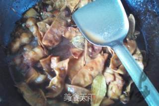 红烧梅豆肉的做法步骤：7
