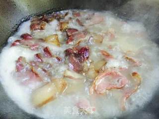 湘西腊肉炒腊肠的做法步骤：4