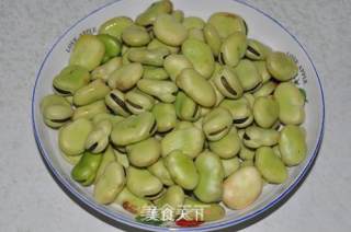 肉末榄菜炒蚕豆的做法步骤：1