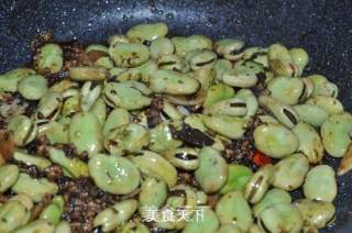 肉末榄菜炒蚕豆的做法步骤：12
