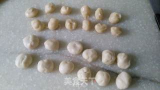 鲜肉月饼的做法步骤：2