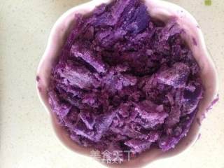 糯软香甜紫薯豆沙糕的做法步骤：1