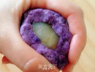 糯软香甜紫薯豆沙糕的做法步骤：7