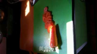 青椒炒肥肠青椒又称柿子椒的做法步骤：2