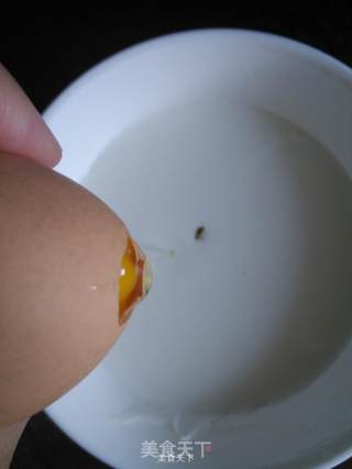 炒鲜奶的做法步骤：2