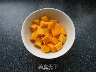 香肠南瓜饭的做法步骤：2