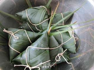 红豆蜜枣粽子的做法步骤：12