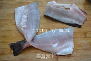 松鼠鲈鱼的做法步骤：2
