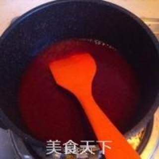 树莓慕斯蛋糕( 泡澡娃娃版）的做法步骤：3