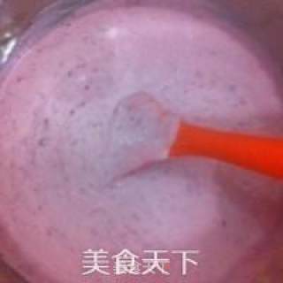 树莓慕斯蛋糕( 泡澡娃娃版）的做法步骤：7