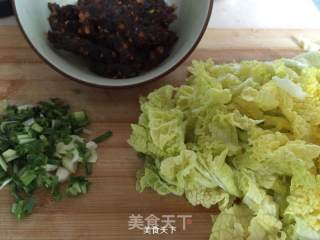 麻辣牛巴干炒饭的做法步骤：3