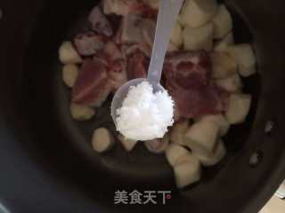 山药排骨汤的做法步骤：3