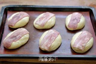 【番茄配方】培根沙拉面包——营养又美味的调理面包的做法步骤：9