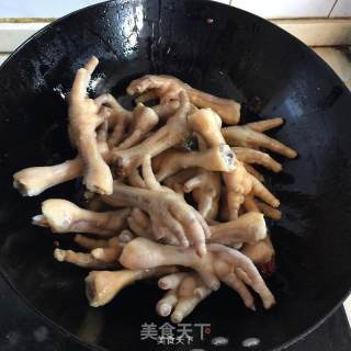 东东卤凤爪的做法步骤：3