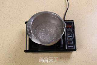 夏天我们说好的清凉—芒果布丁的做法步骤：2