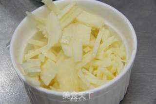 浓郁口感----芝士焗通心粉的做法步骤：3