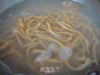 胡萝卜汁手擀面的做法步骤：12