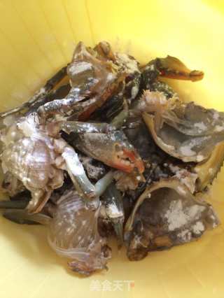 鸡蛋炒青蟹的做法步骤：1