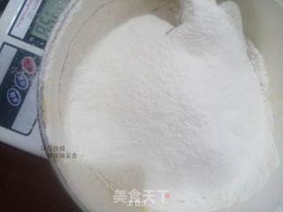 提子蛋黄玫瑰奶香酥的做法步骤：5
