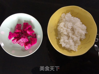 花朵饭团的做法步骤：1