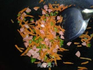 千岛酱炒饭——低油版的做法步骤：3