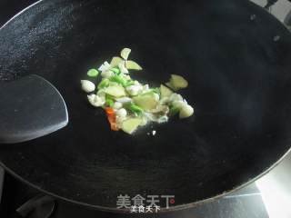 三杯鸡的做法步骤：6