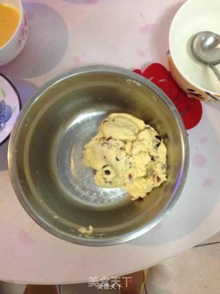 蔓越莓饼干的做法步骤：2