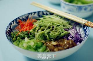 手擀菠菜凉面的做法步骤：18