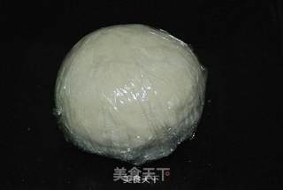 椒盐香酥手撕饼的做法步骤：2