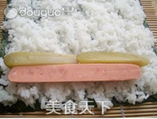 酸黄瓜寿司的做法步骤：5
