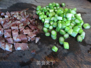 芦笋腊肠土豆泥的做法步骤：3