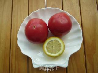 美白怯斑饮品——柠檬西红柿汁的做法步骤：1