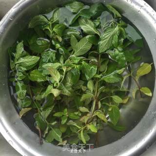 柠檬薄荷冰的做法步骤：1