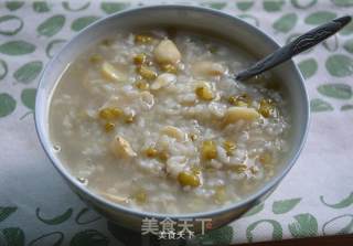 绿豆莲子百合粥的做法步骤：2