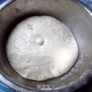 葱油饼的做法步骤：1