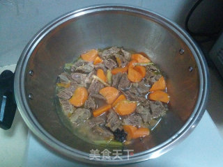 胡萝卜煨牛肉的做法步骤：10