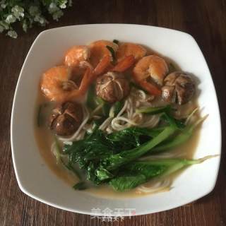 鲜虾面的做法步骤：8