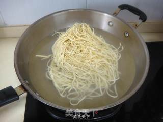 上海冷面的做法步骤：3