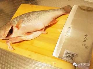 吃货食堂—秘制酸汤鲈鱼的做法步骤：5
